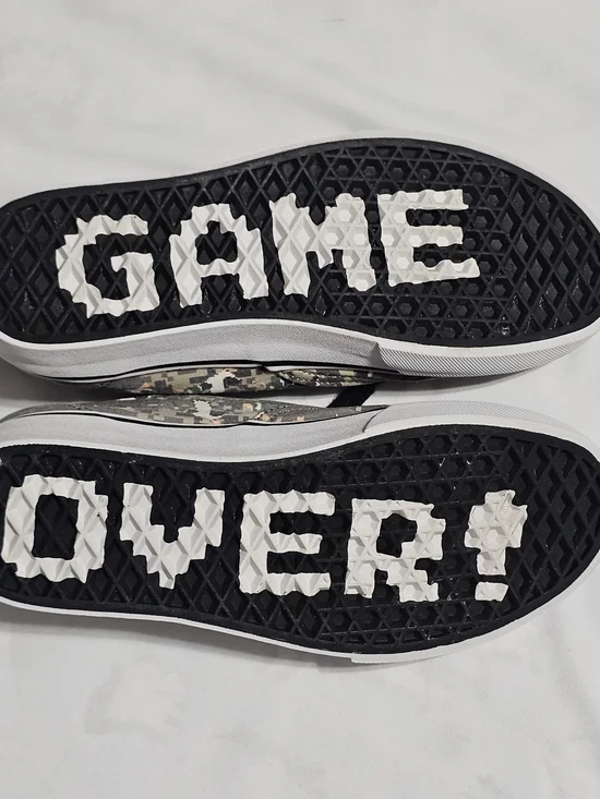 Vans Duck Hunt Camouflage Sneakers in Black, Blue, Green and Orange - Picture 5 of 7